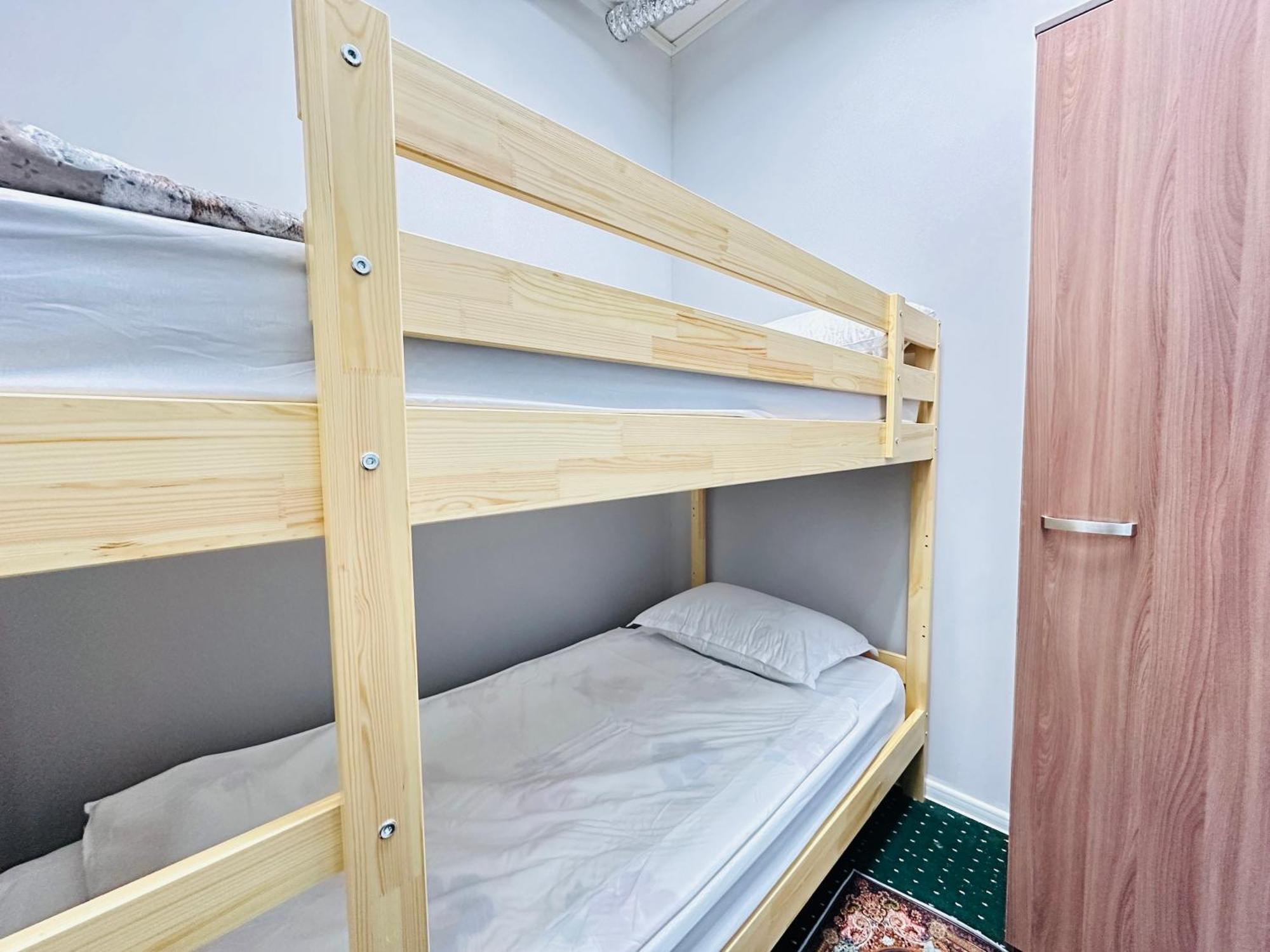 Center Capsule Hotel Almaty Eksteriør bilde