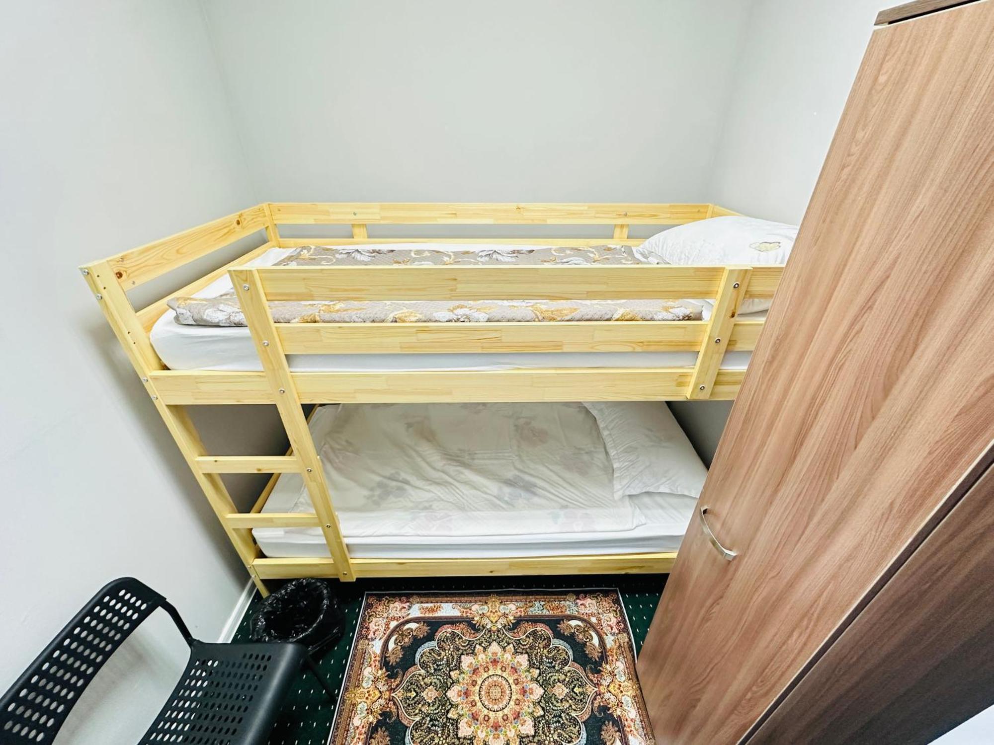 Center Capsule Hotel Almaty Eksteriør bilde